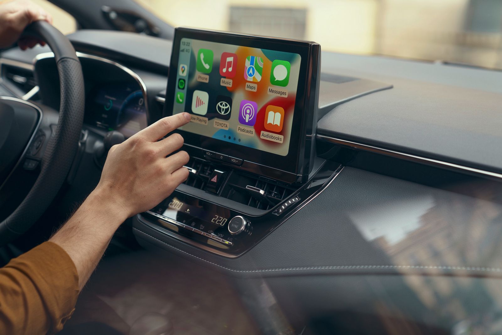 Using Apple CarPlay on the Toyota Corolla Hatchback’s multimedia touchscreen